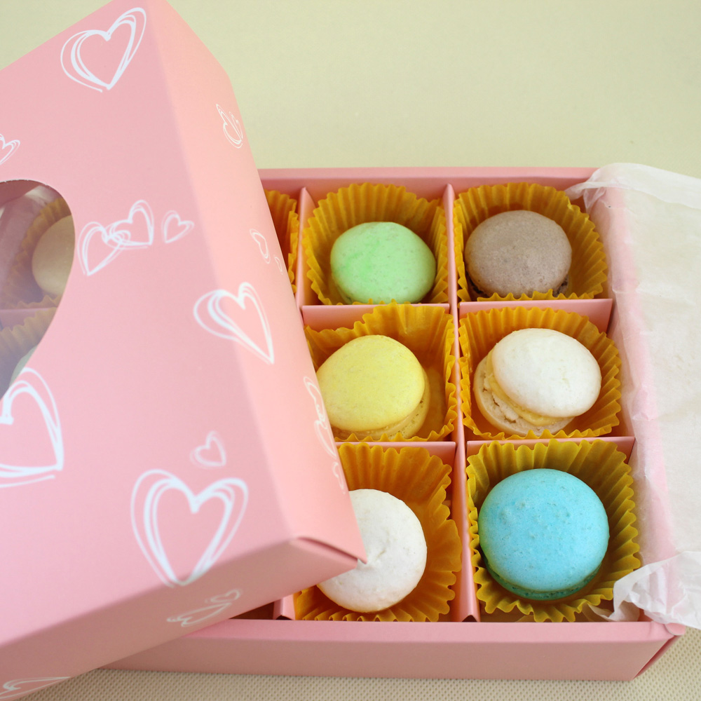 情人节送女生创意浪漫礼物法式马卡龙生日礼盒装甜点